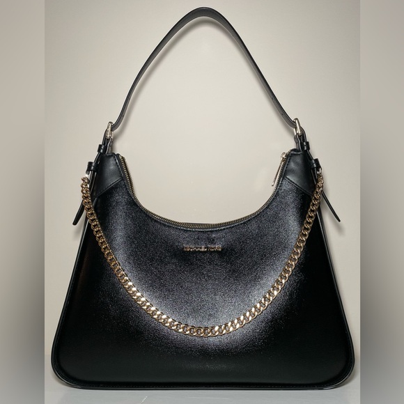 Michael Kors Handbags - Michael Kors Large Wilma Bag